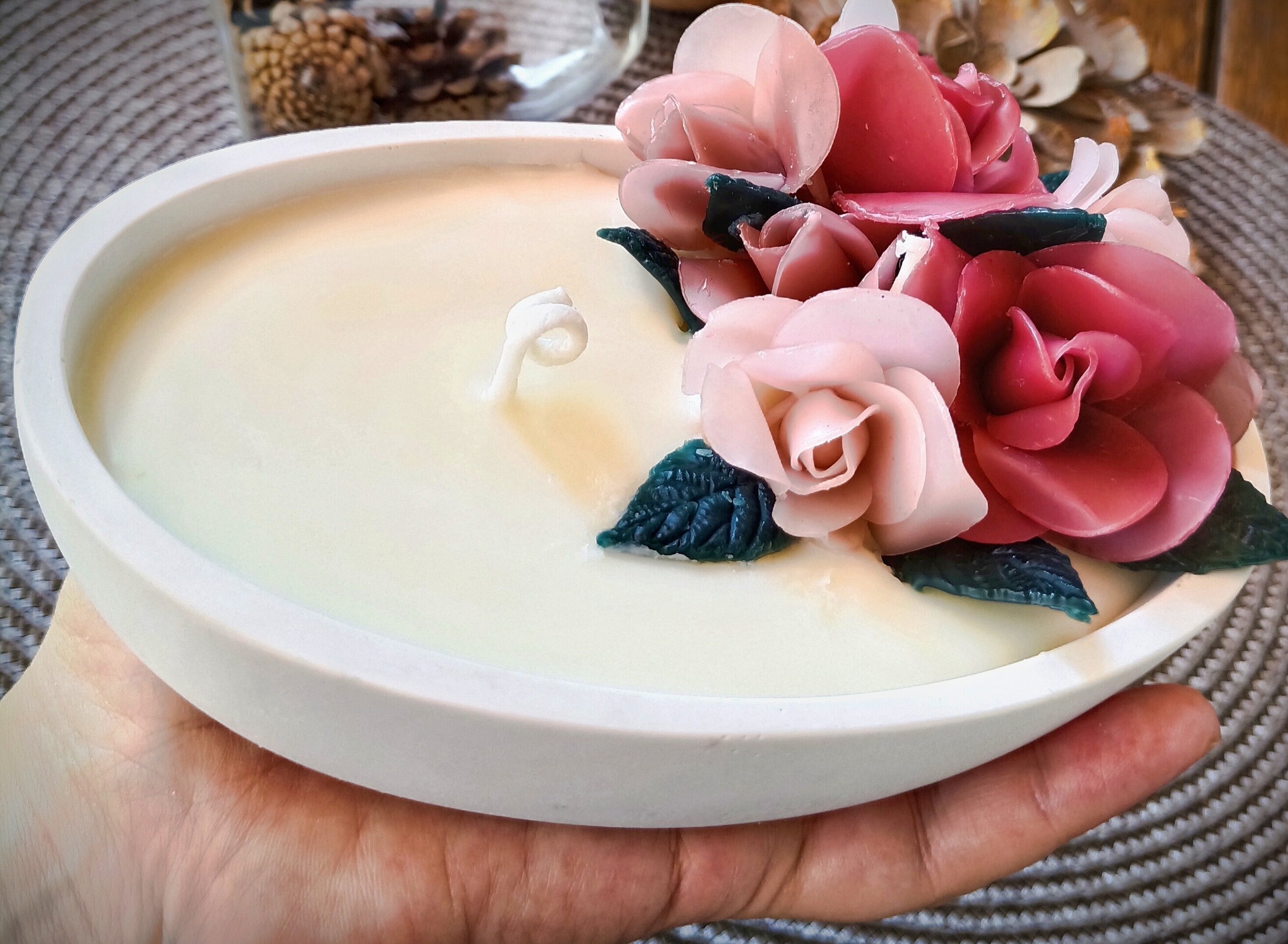 Vela decorativa de flores rosas - 4