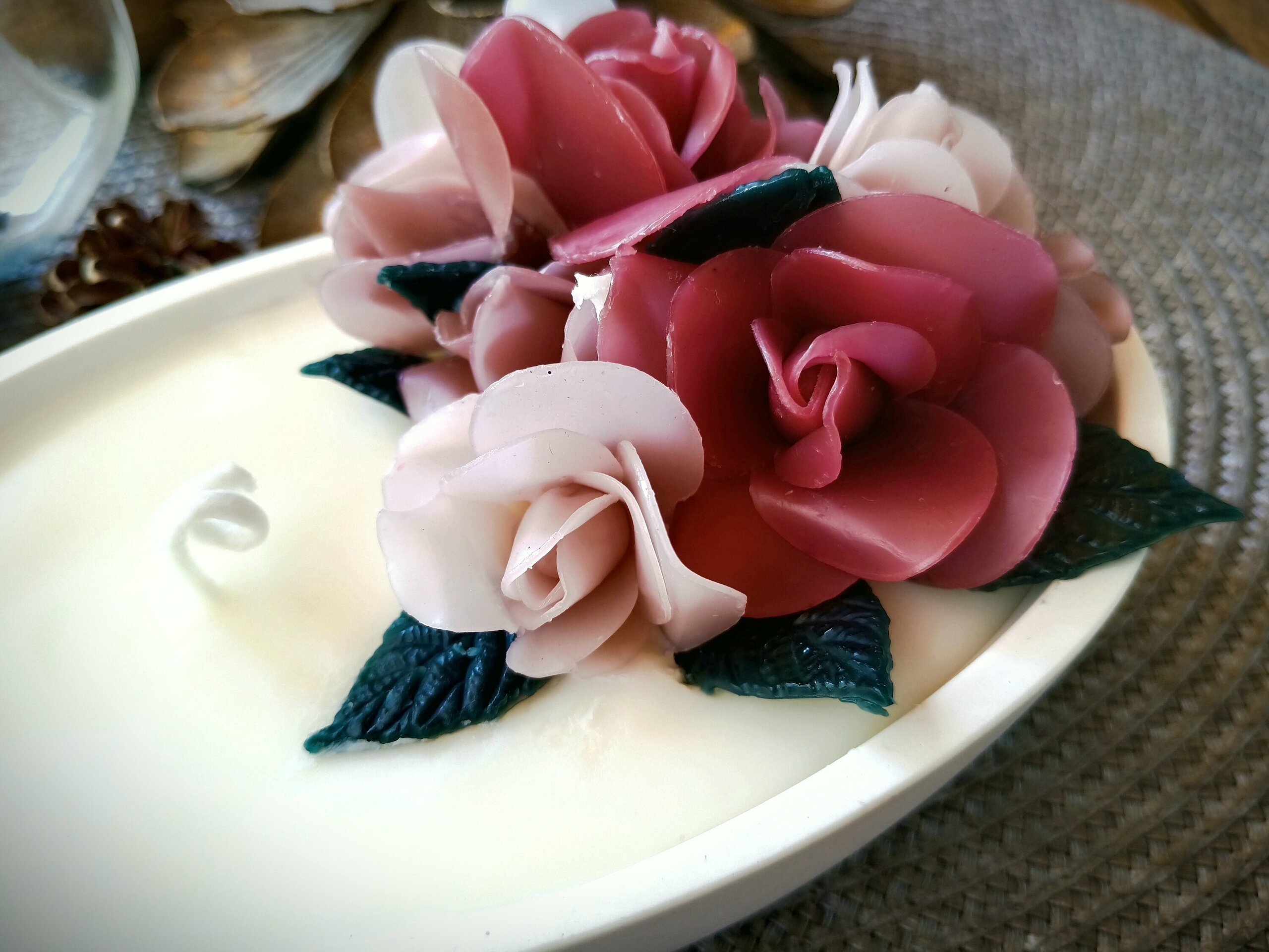 Vela decorativa de flores rosas - 2